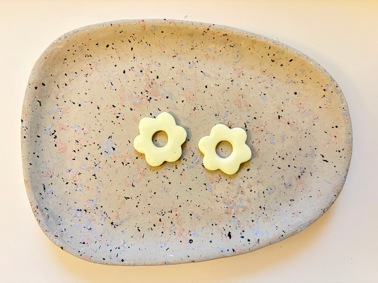 Boucles Pampilles - SOLEA - jaune pastel