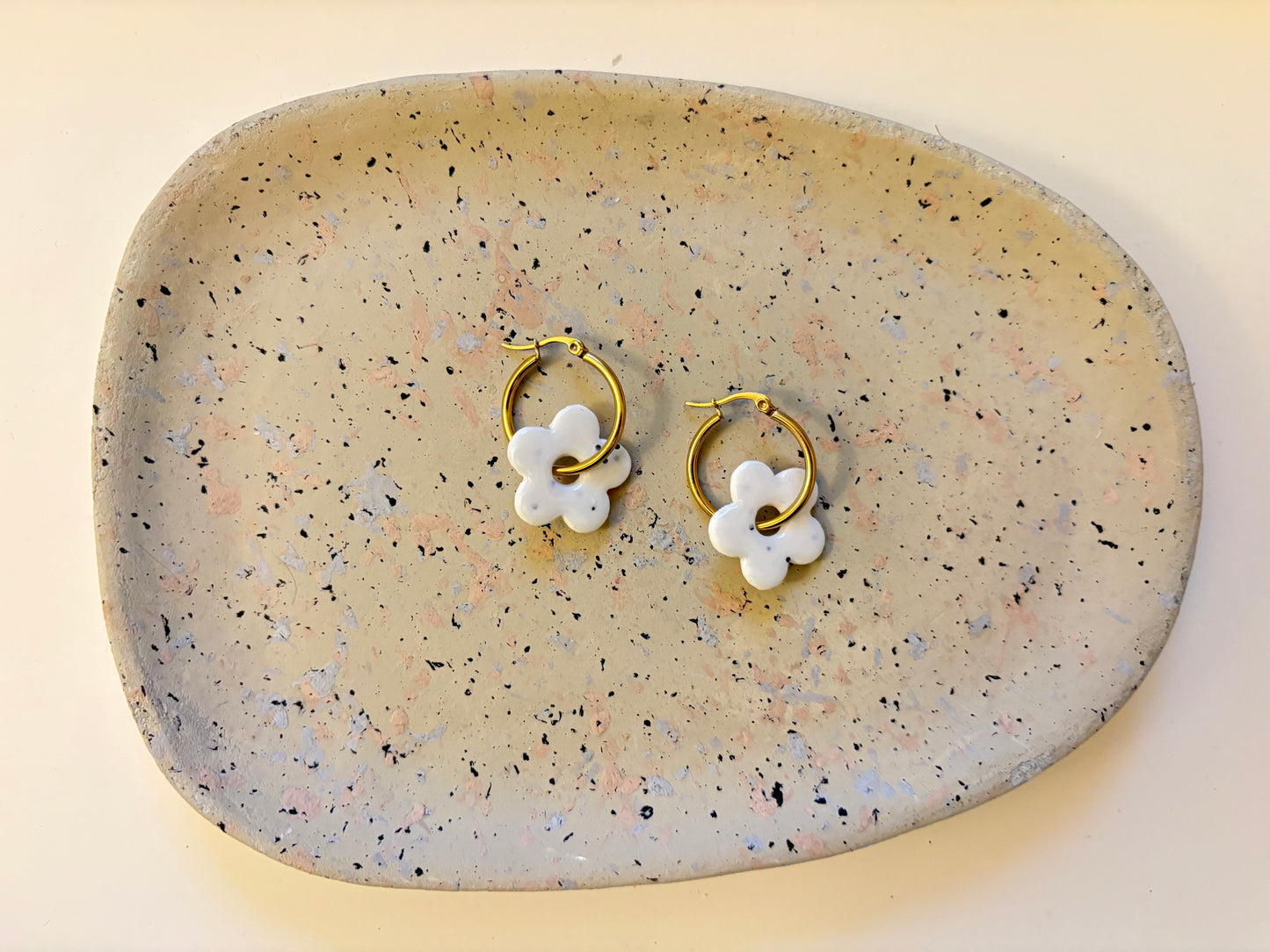 Boucles Pampilles - NINA - Blanc effet pierre