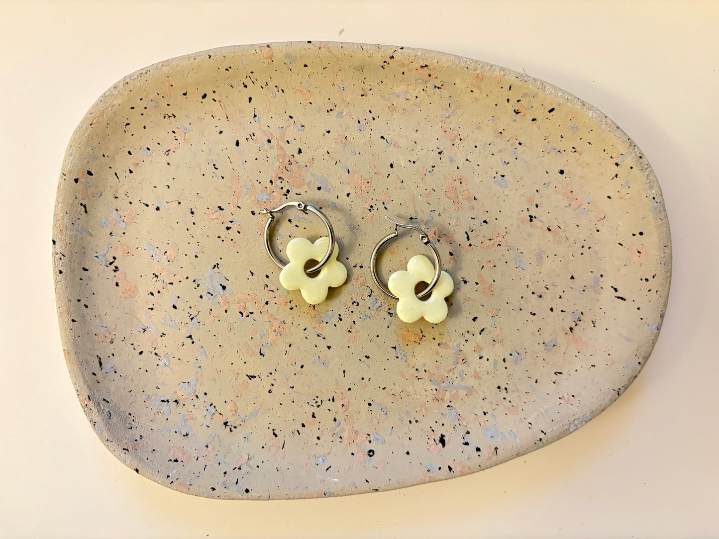Boucles Pampilles - NINA - Jaune pastel